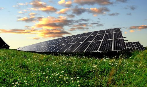 Key flaw in solar panels solved - solar farm